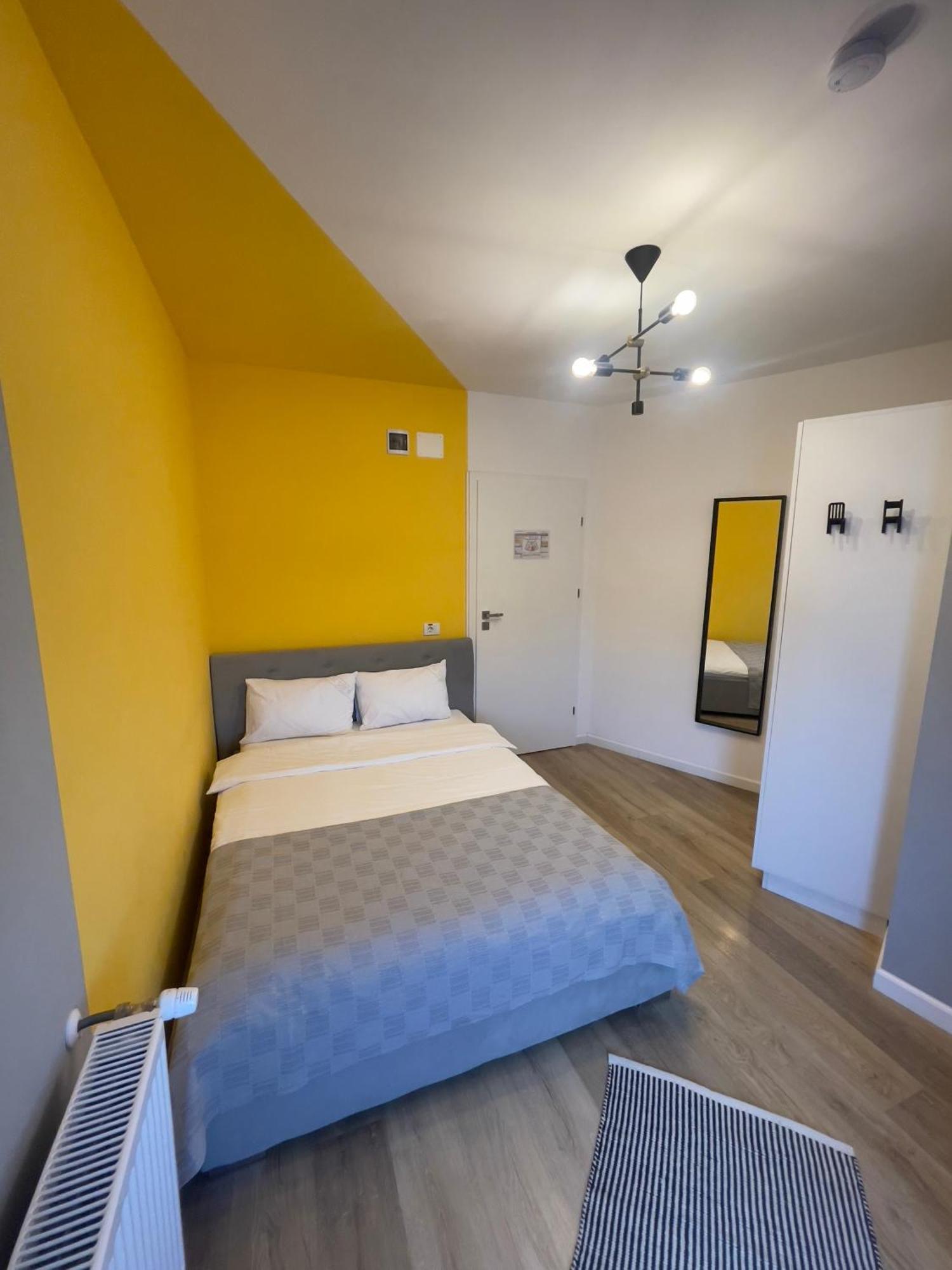 Rooms Бакэу Экстерьер фото