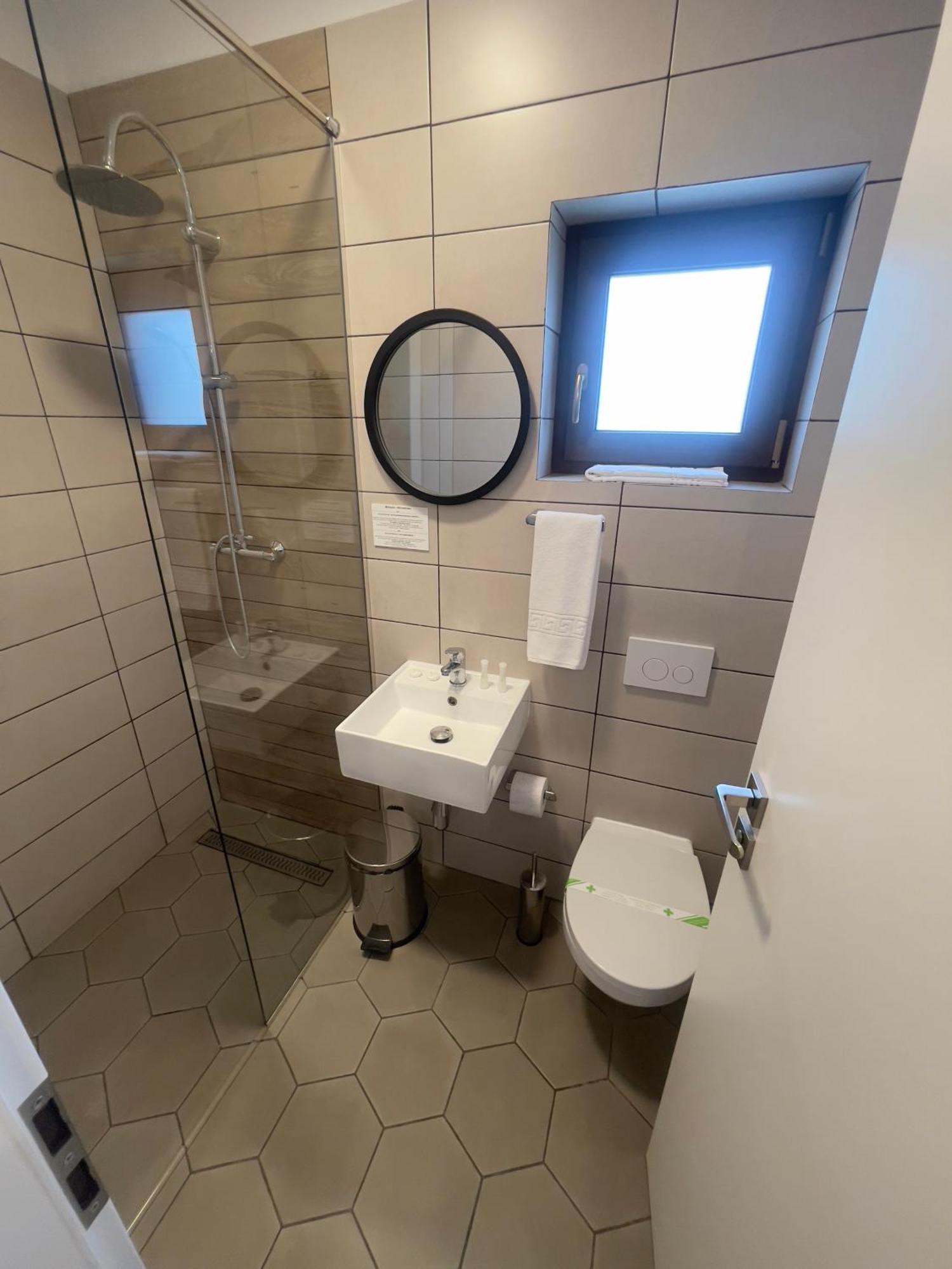 Rooms Бакэу Экстерьер фото